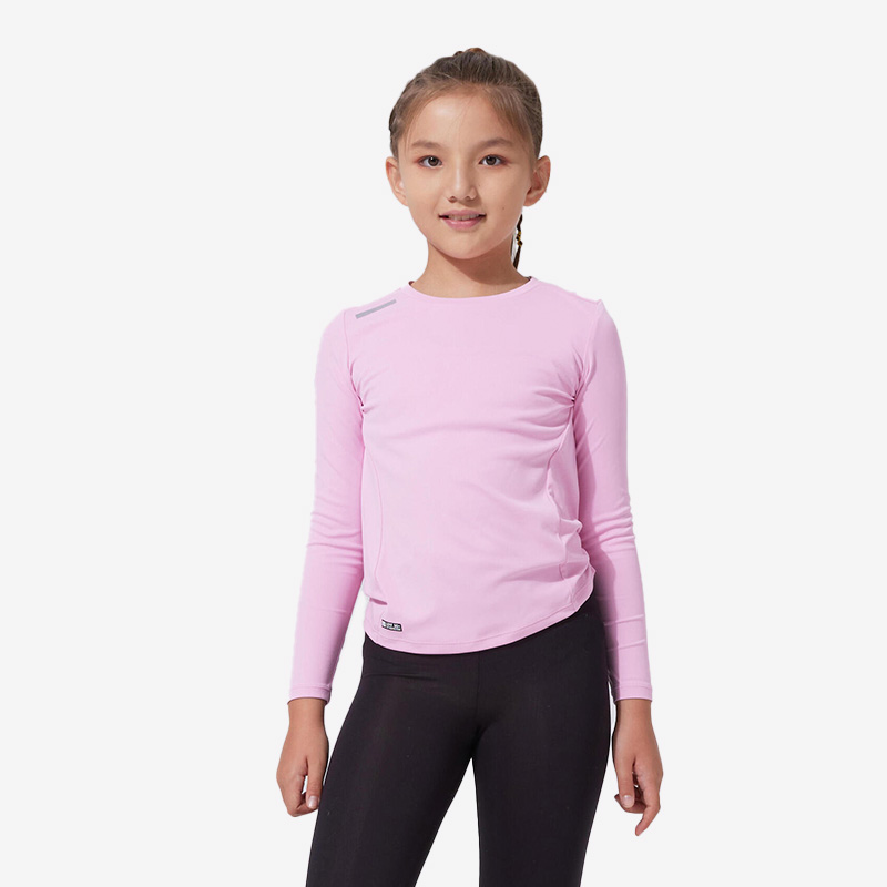 Детская солнцезащитная спортивная футболка с длинными рукавами Decathlon
Детская солнцезащитная спортивная футболка с длинными рукавами Decathlon