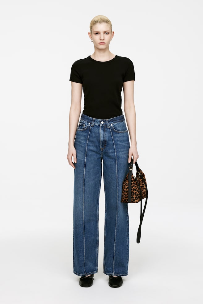 Коралловые широкие джинсы Arket, синий
Коралловые широкие джинсы Arket, синий