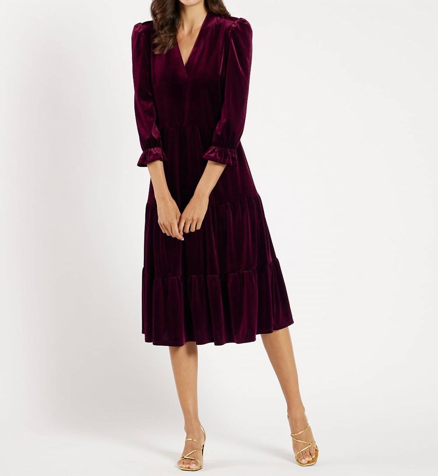 Maggie Velvet In Garnet JUDE CONNALLY, Garnet
Maggie Velvet In Garnet JUDE CONNALLY, Garnet