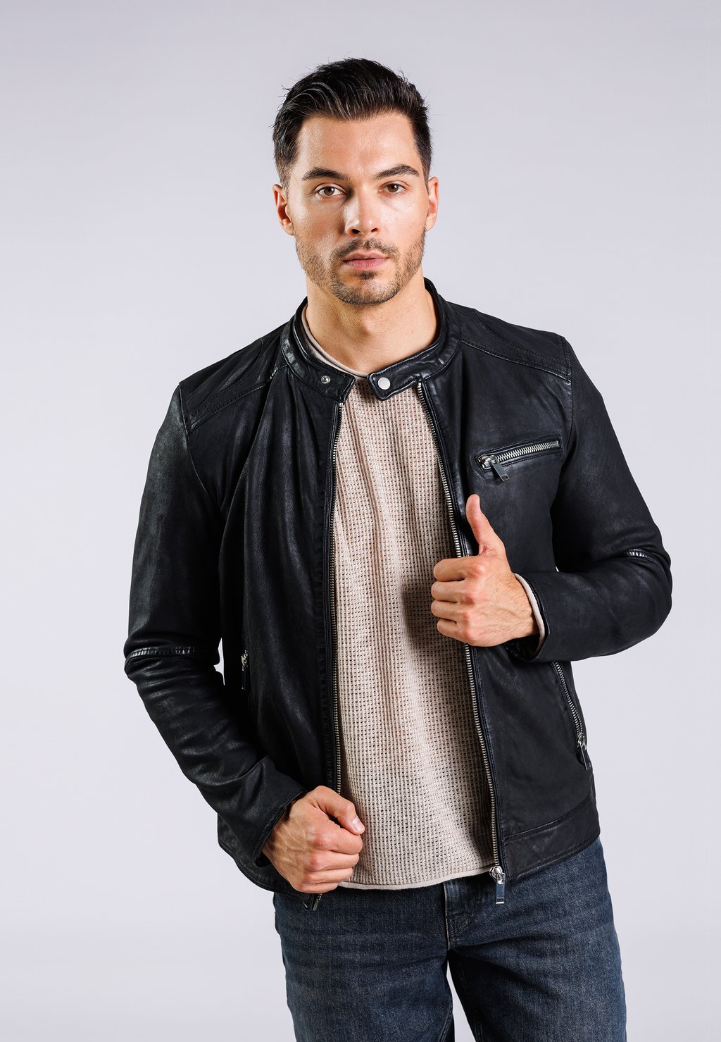 Кожаная куртка Freaky Nation, черный
Кожаная куртка Freaky Nation, черный