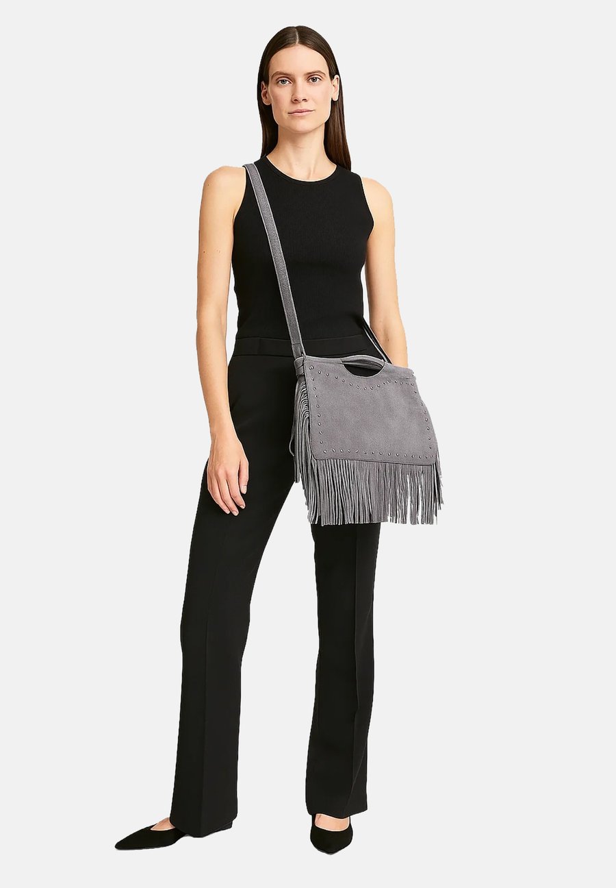 Сумка Chiara Ferretti Handbag, Grey
Сумка Chiara Ferretti Handbag, Grey