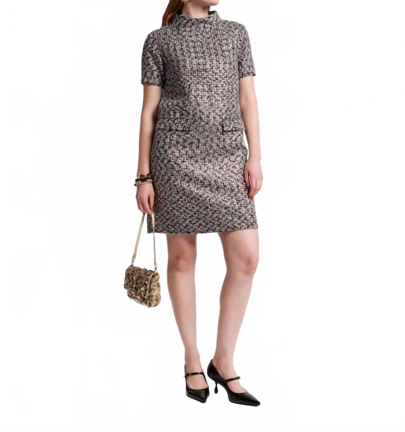 Платье-футляр Sarah из твида в стиле ар-деко Frances Valentine, deco tweed
Платье-футляр Sarah из твида в стиле ар-деко Frances Valentine, deco tweed