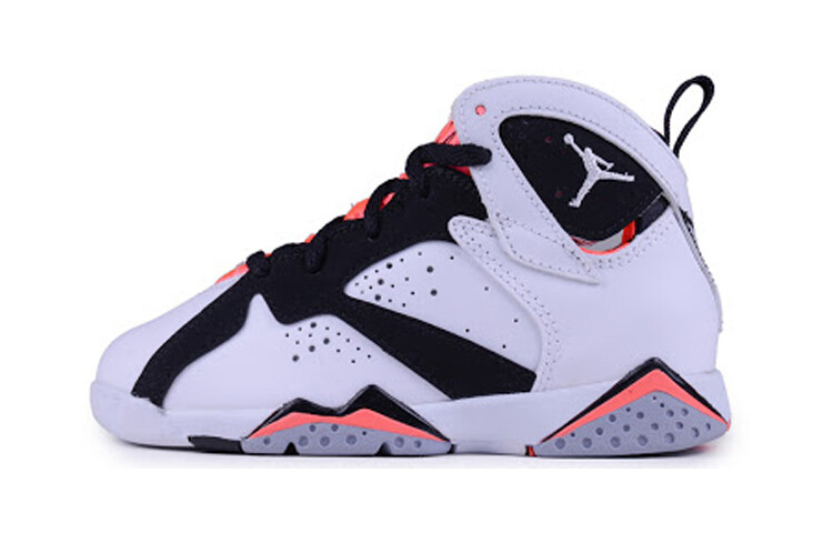 Детские баскетбольные кроссовки Jordan Air Jordan 7 BP
Детские баскетбольные кроссовки Jordan Air Jordan 7 BP