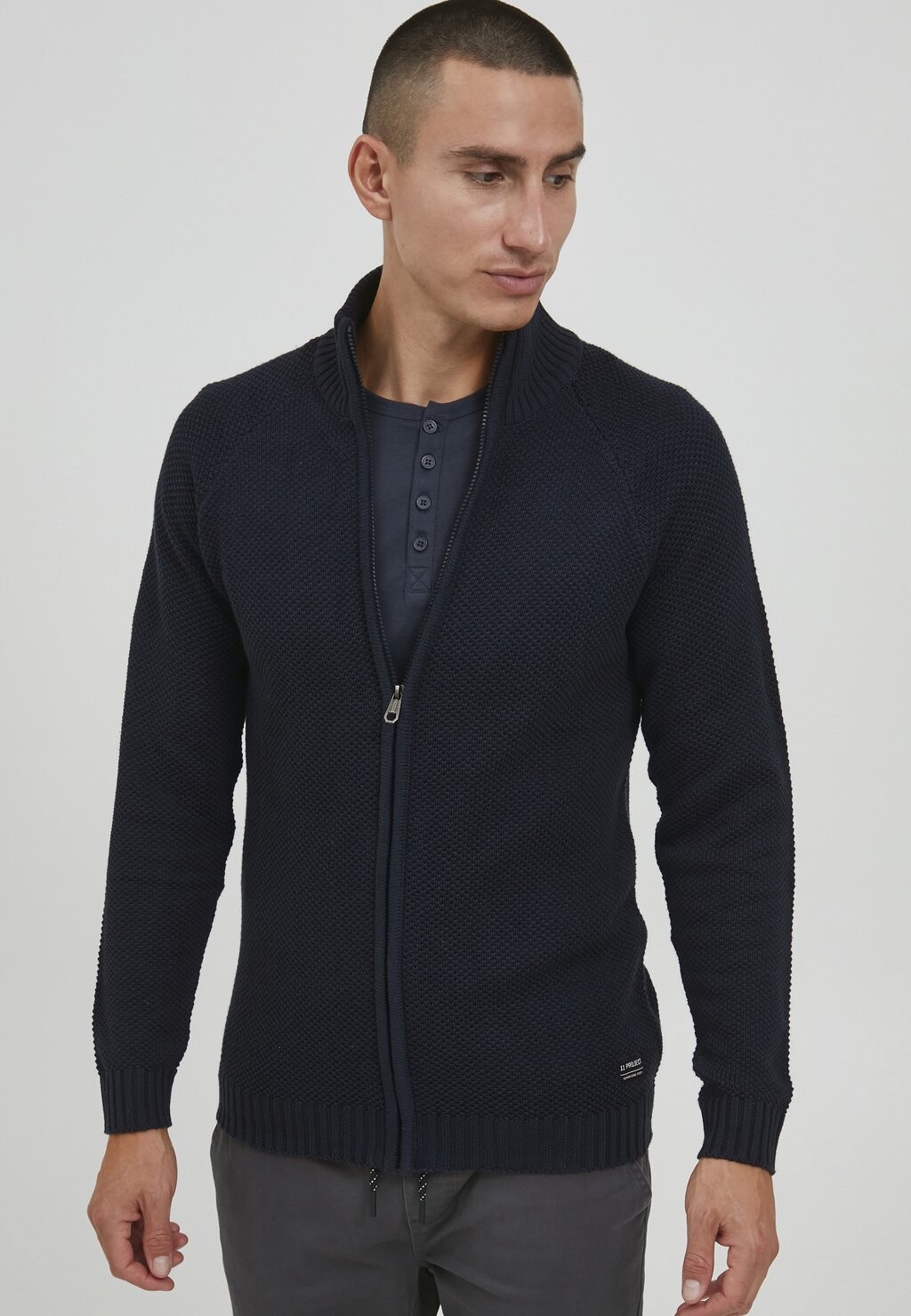 Кардиган Prsteffan 11 Project, цвет insignia blue
Кардиган Prsteffan 11 Project, цвет insignia blue