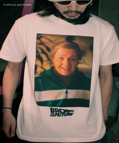 Футболка с короткими рукавами, крупного кроя, с винтажной пигментной отделкой Minius, с принтом «Назад в будущее» (Старый Бифф), белая
Футболка с короткими рукавами, крупного кроя, с винтажной пигментной отделкой Minius, с принтом «Назад в будущее» (Старый Бифф), белая