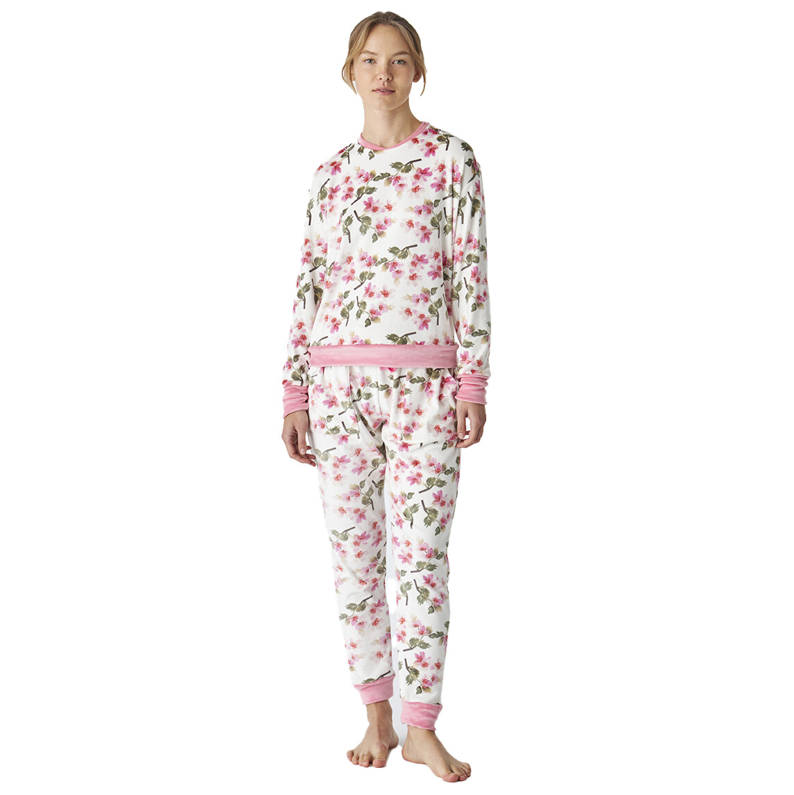 Бархатная зимняя пижама с длинными рукавами jjb4 J J Brothers, мультиколор
Бархатная зимняя пижама с длинными рукавами jjb4 J J Brothers, мультиколор