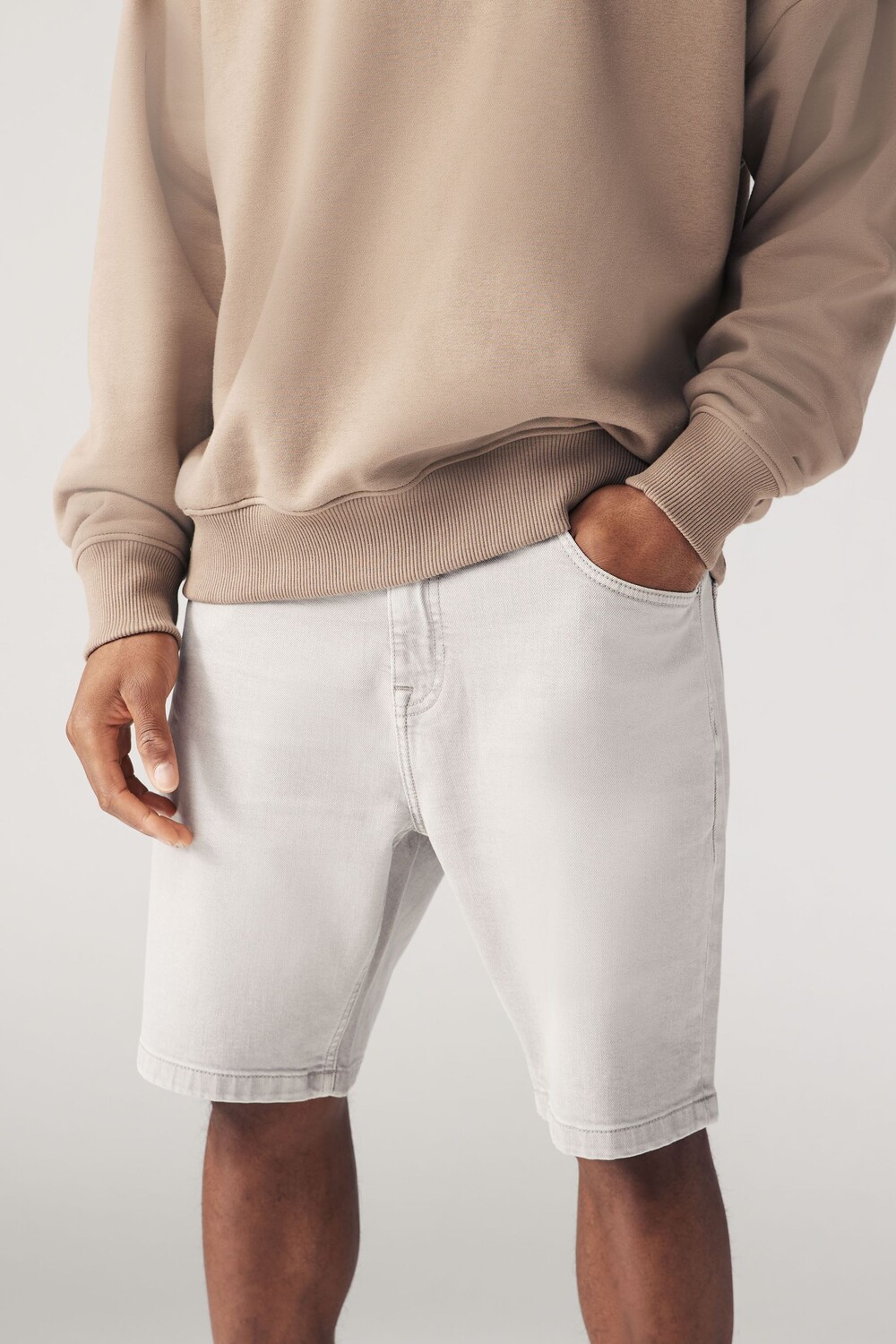 Джинсовые шорты окрашенные после пошива Next, серый
Джинсовые шорты окрашенные после пошива Next, серый