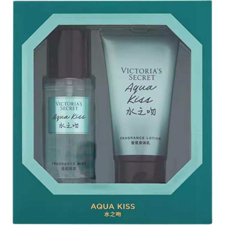 Мини-набор для ухода с ароматом лосьон для тела 75мл + спрей 75мл Victoria's Secret, Eau De Kiss Mini Body Lotion 75ml+Eau De Kiss Mini Spray 75ml
Мини-набор для ухода с ароматом лосьон для тела 75мл + спрей 75мл Victoria's Secret, Eau De Kiss Mini Body Lotion 75ml+Eau De Kiss Mini Spray 75ml