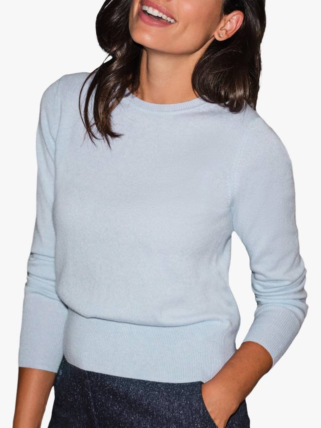 Кашемировый укороченный свитер с круглым вырезом Pure Collection, Cloud Blue
Кашемировый укороченный свитер с круглым вырезом Pure Collection, Cloud Blue