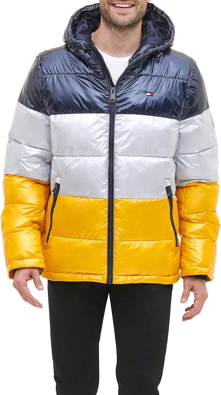 Мужская стеганая куртка с капюшоном Tommy Hilfiger (стандартная и для больших и высоких), Pearlized Yellow/Navy
Мужская стеганая куртка с капюшоном Tommy Hilfiger (стандартная и для больших и высоких), Pearlized Yellow/Navy