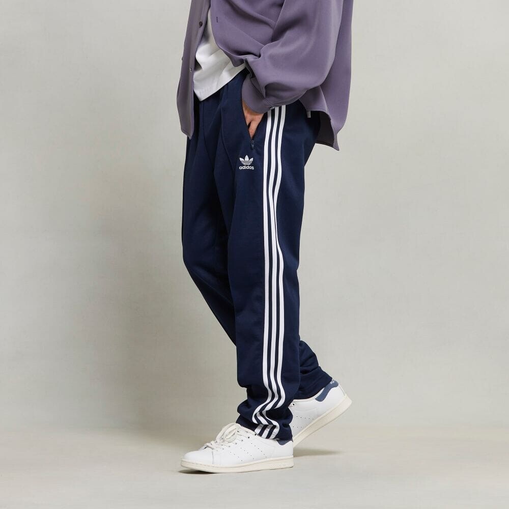 Джерси Adidas Adicolor Classics Beckenbauer Track Pants (Jersey), цвет Night Indigo
Джерси Adidas Adicolor Classics Beckenbauer Track Pants (Jersey), цвет Night Indigo