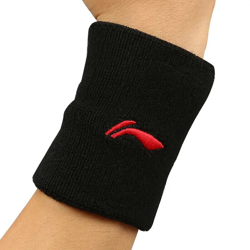 Браслет LINING, черный
Браслет LINING, черный