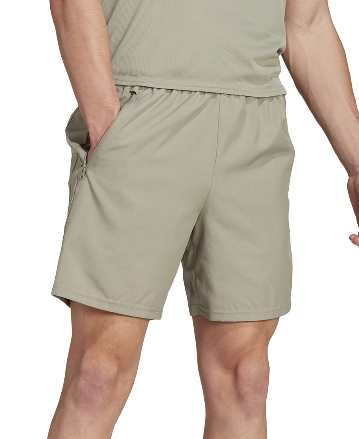 Мужские тренировочные шорты Essentials adidas
Мужские тренировочные шорты Essentials adidas