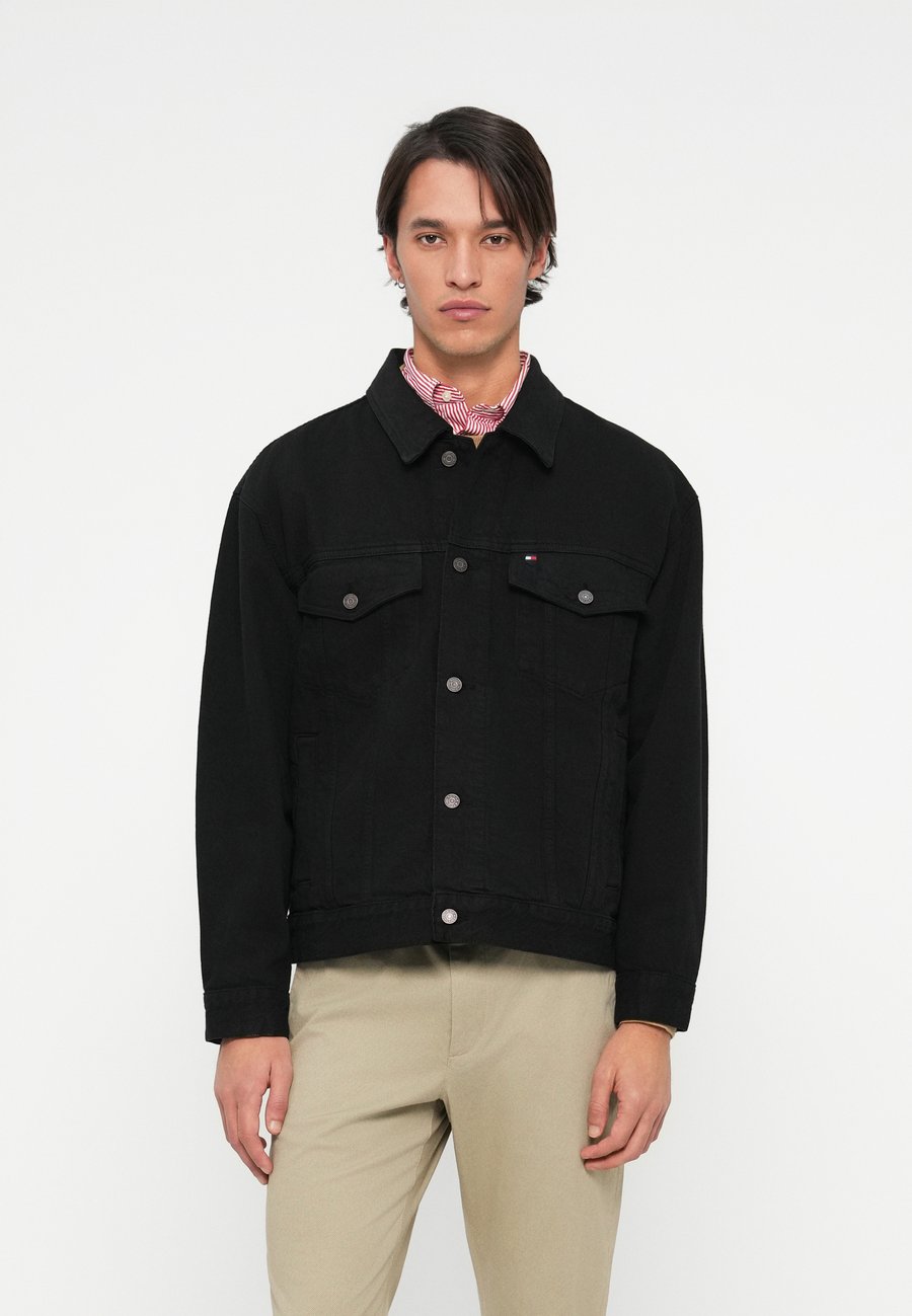 Куртка Tommy Hilfiger RELAXED TRUCKER JACKET, Black
Куртка Tommy Hilfiger RELAXED TRUCKER JACKET, Black