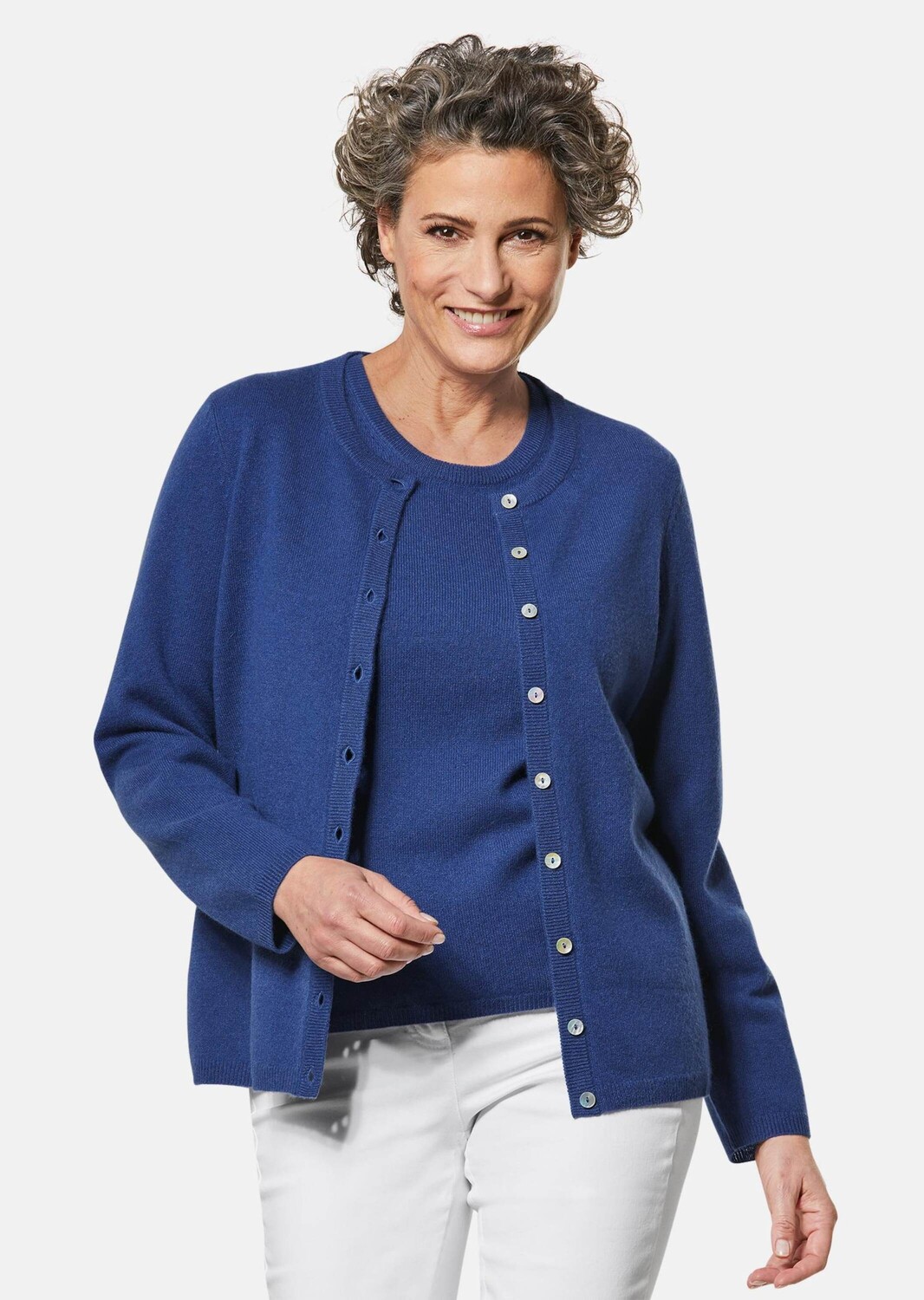 Кардиган GOLDNER Kaschmirstrickjacke mit Rundhalsausschnitt, темно-синий
Кардиган GOLDNER Kaschmirstrickjacke mit Rundhalsausschnitt, темно-синий