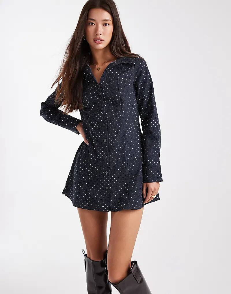 Платье-рубашка Miss Selfridge из поплина в горошек
Платье-рубашка Miss Selfridge из поплина в горошек