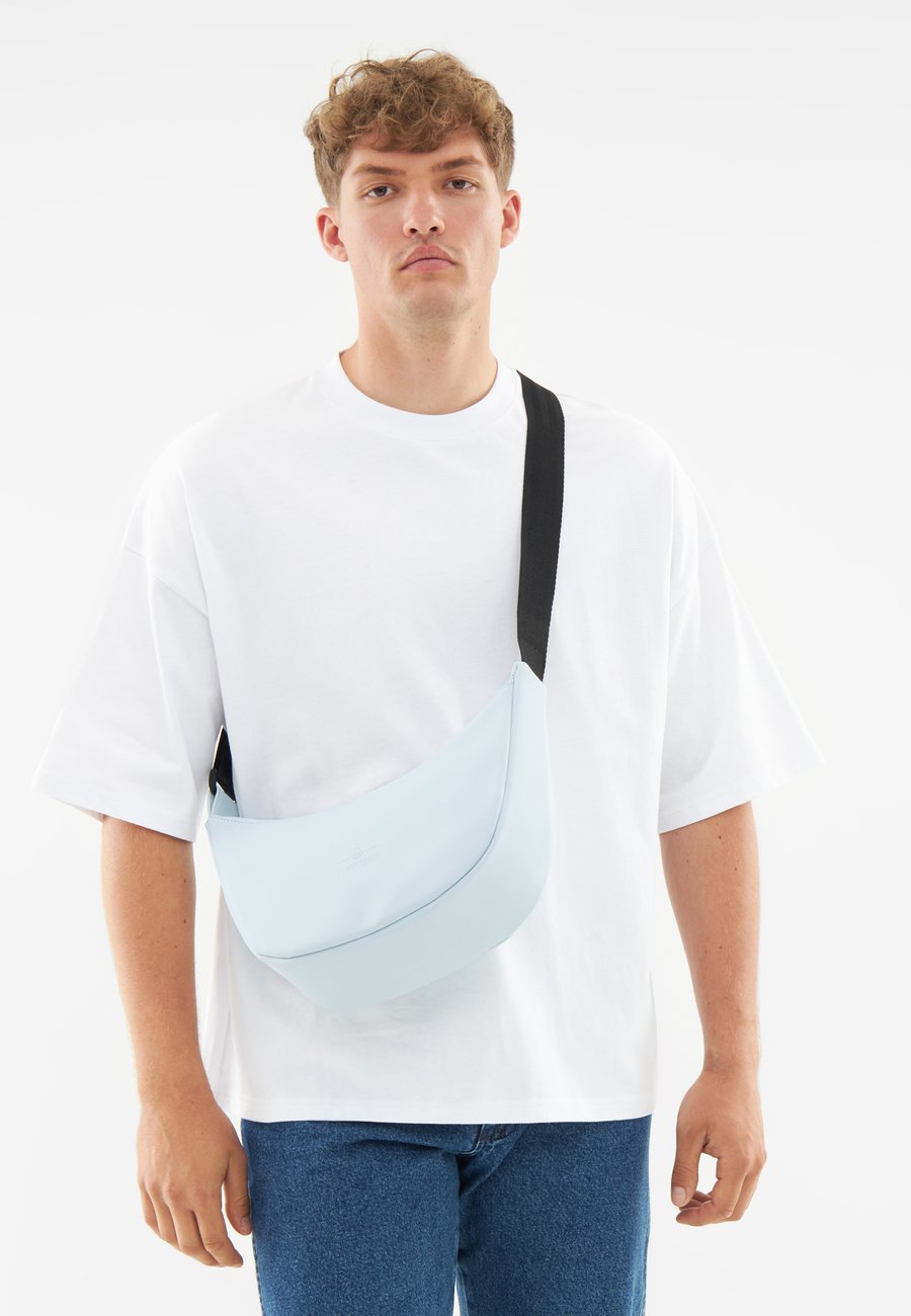 Сумка кросс-боди Johnny Urban RORY, Ice Blue/Light Blue
Сумка кросс-боди Johnny Urban RORY, Ice Blue/Light Blue