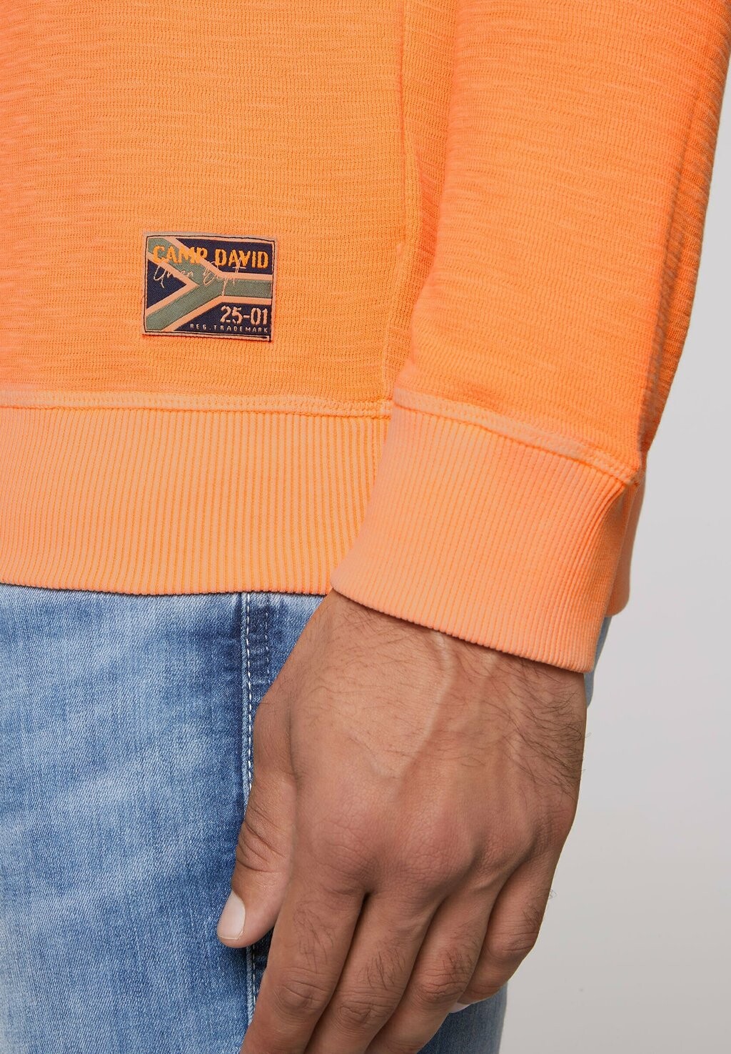 Топ с длинными рукавами Camp David, оранжевый
Топ с длинными рукавами Camp David, оранжевый