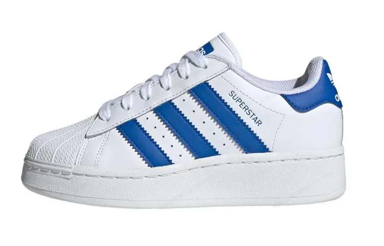Adidas originals Superstar Kids Кроссовки для скейтбординга для детей, White/Blue
Adidas originals Superstar Kids Кроссовки для скейтбординга для детей, White/Blue