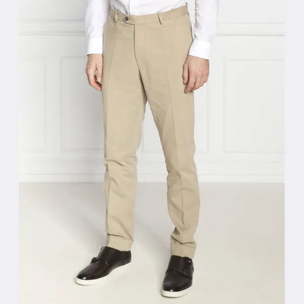 Брюки-Чиносы узкого кроя Oscar Jacobson, бежевый
Брюки-Чиносы узкого кроя Oscar Jacobson, бежевый