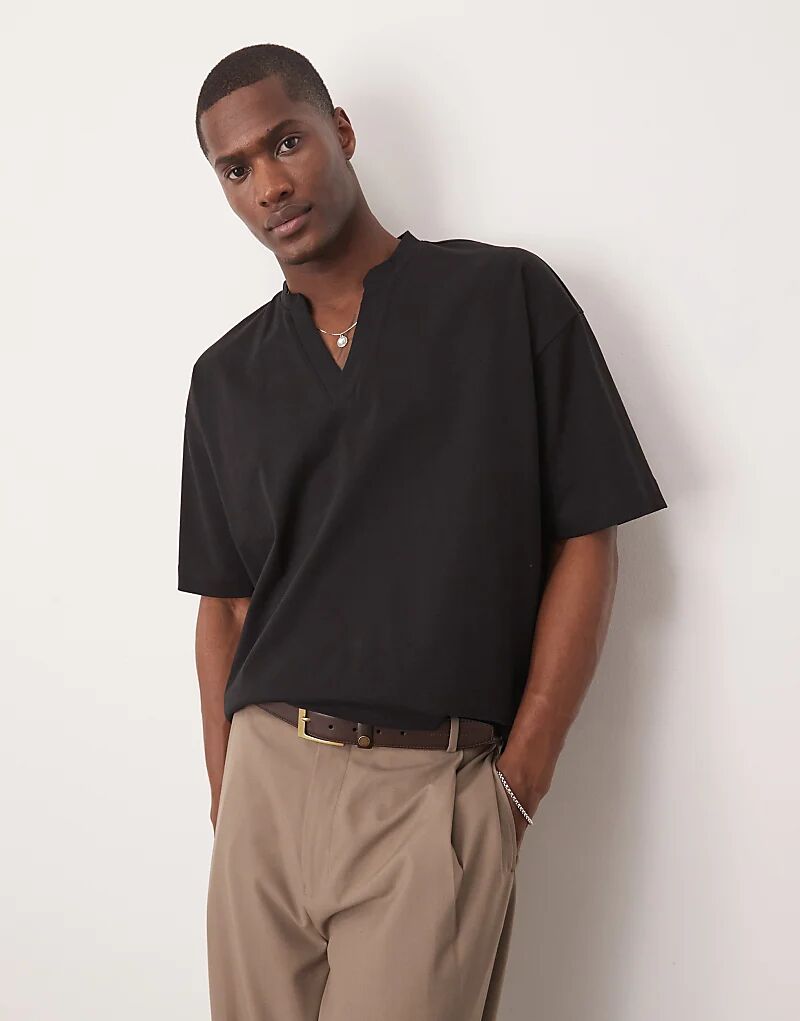 Футболка свободного кроя ASOS DESIGN черного цвета с вырезом на горловине
Футболка свободного кроя ASOS DESIGN черного цвета с вырезом на горловине