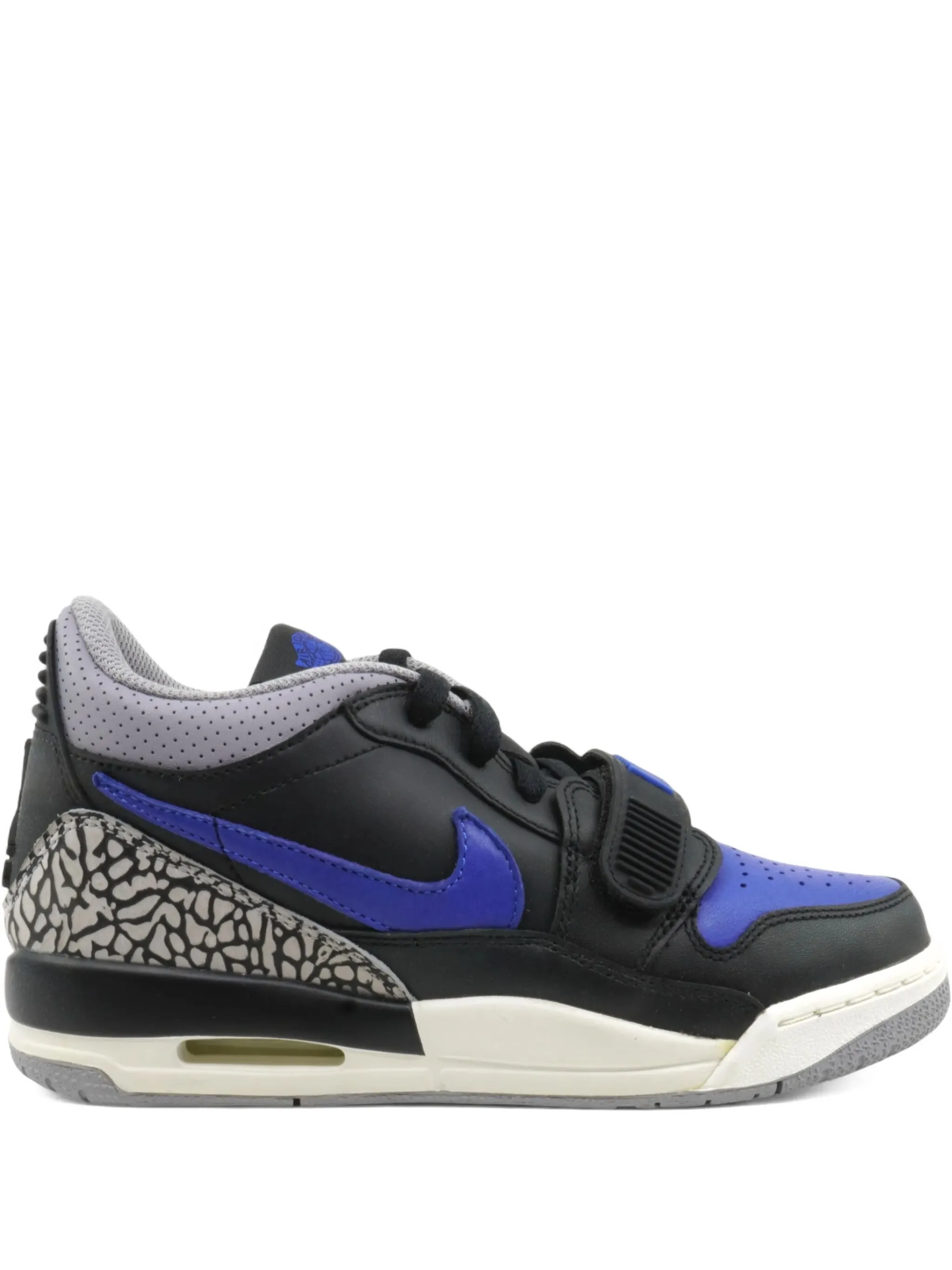 Кроссовки Air Jordan Legacy 312 Black/Blue, черный
Кроссовки Air Jordan Legacy 312 Black/Blue, черный