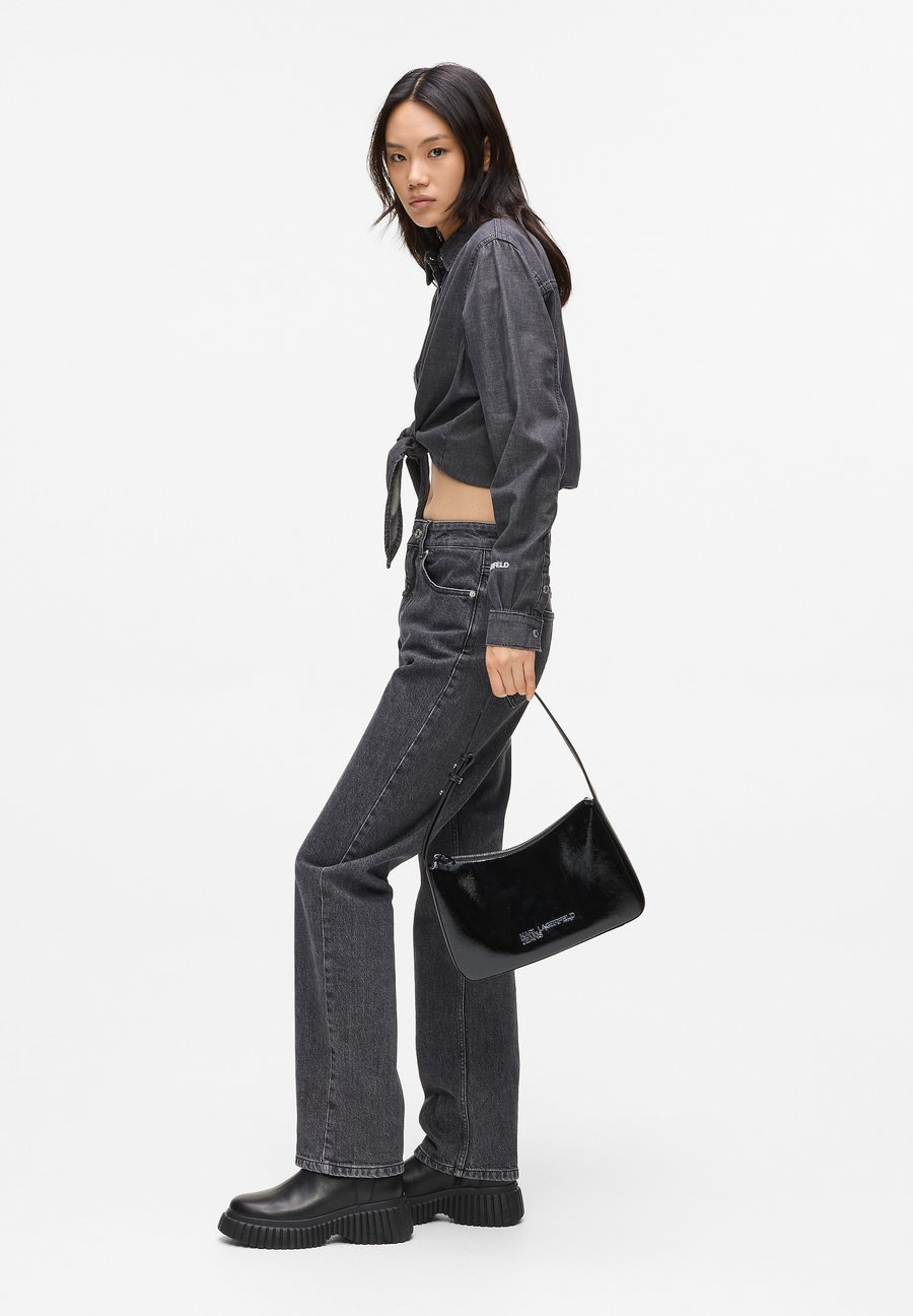 Сумка Karl Lagerfeld Jeans LOGO SHINY, Black
Сумка Karl Lagerfeld Jeans LOGO SHINY, Black