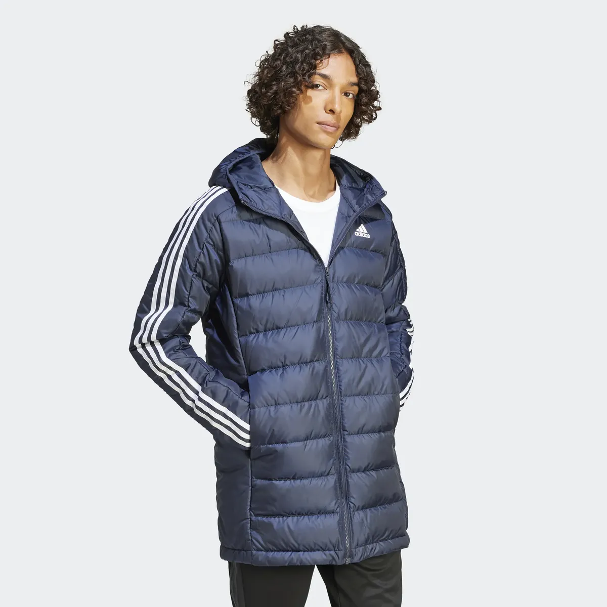 Adidas Спортивная куртка для активного отдыха "ESS 3S L D H PA" Adidas Sportswear, цвет Legend Ink
Adidas Спортивная куртка для активного отдыха "ESS 3S L D H PA" Adidas Sportswear, цвет Legend Ink