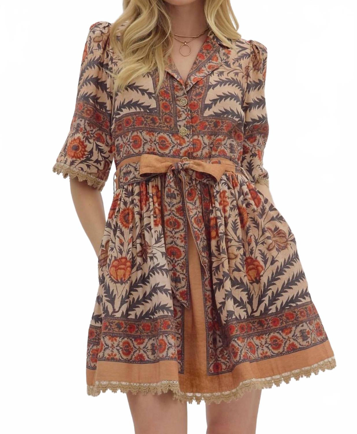 Осеннее платье Bexley в цвете «Мульти» Entro, Multi
Осеннее платье Bexley в цвете «Мульти» Entro, Multi