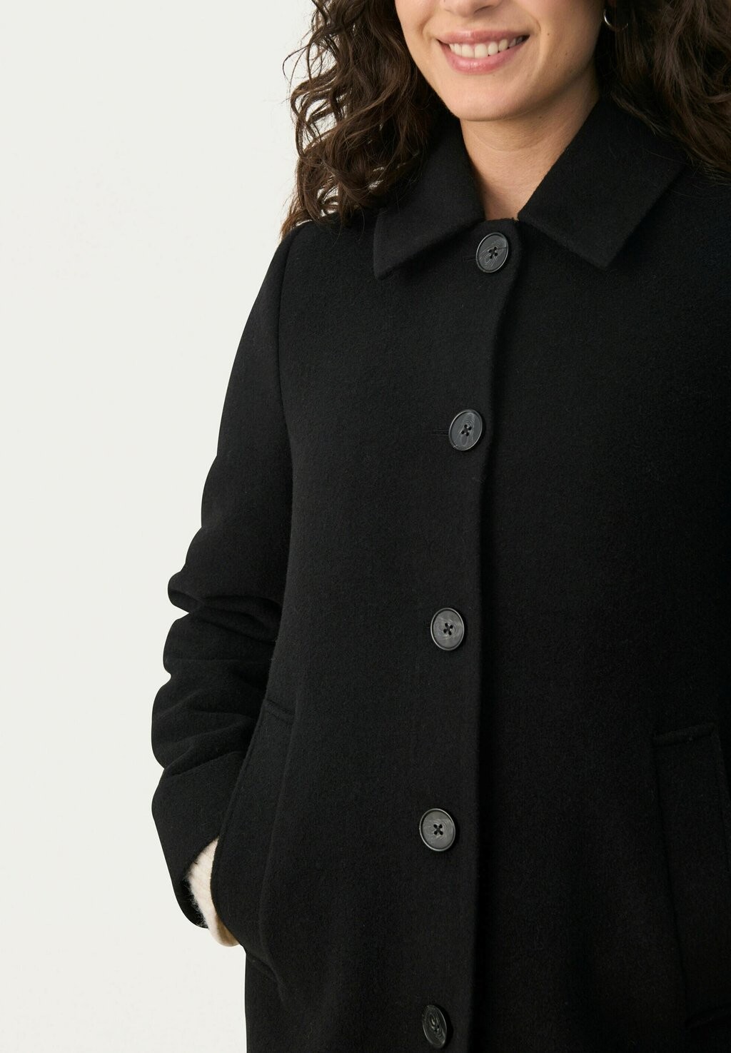 Классическое пальто LILAHPW OTW Part Two, черный
Классическое пальто LILAHPW OTW Part Two, черный