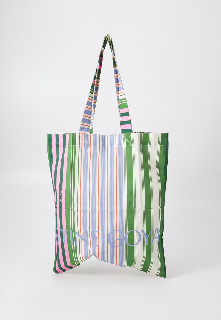 Сумка-шоппер Stine Goya Tote bag, Forest/Multi-Coloured
Сумка-шоппер Stine Goya Tote bag, Forest/Multi-Coloured