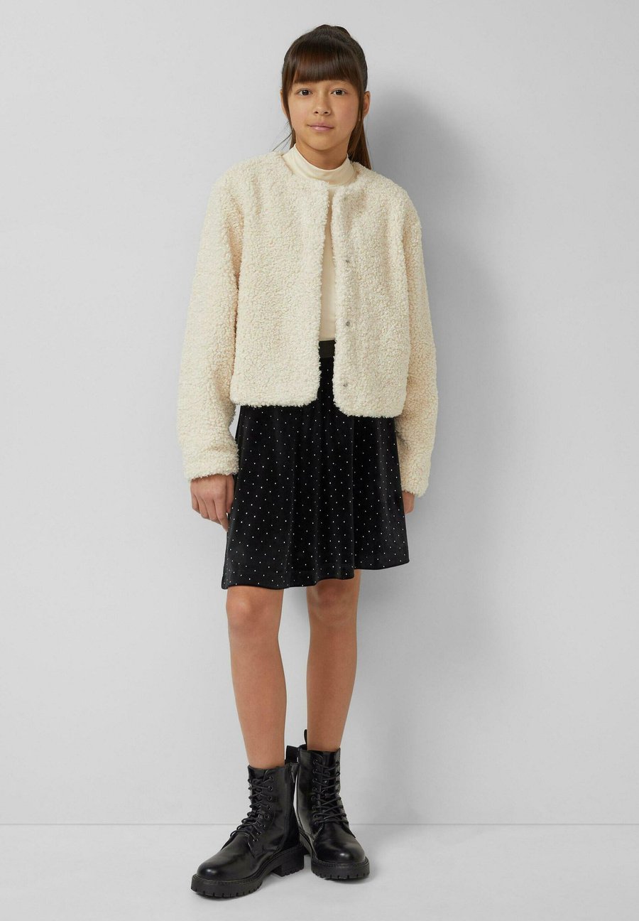 Флисовая куртка s.Oliver INDOOR, Beige
Флисовая куртка s.Oliver INDOOR, Beige