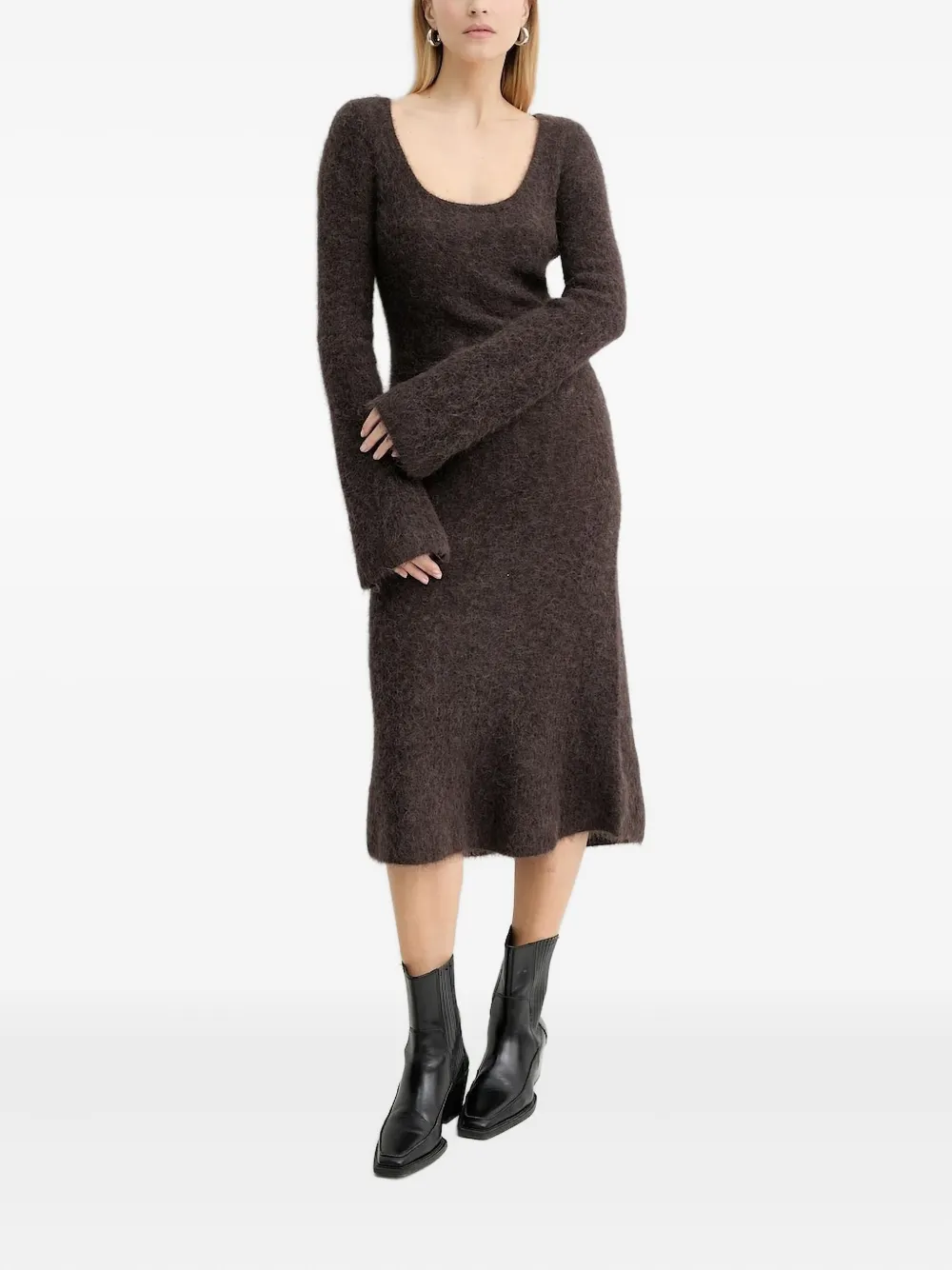 Трикотажное платье с рукавами-колокольчиками American Vintage, коричневый
Трикотажное платье с рукавами-колокольчиками American Vintage, коричневый