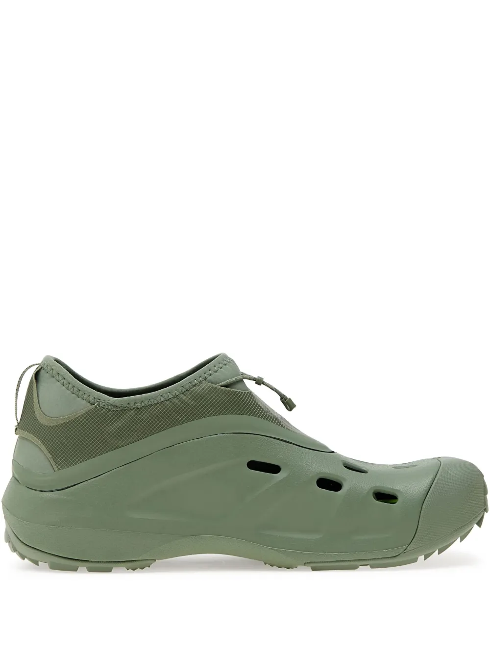 Клоги Quick Trail из коллаборации с Satisfy Crocs, зеленый
Клоги Quick Trail из коллаборации с Satisfy Crocs, зеленый