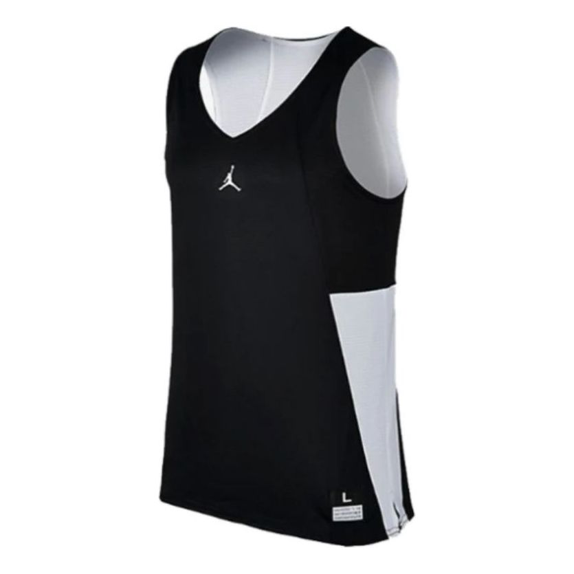 Спортивный топ Air Jordan Basketball Top 'Black' 865849-060, черный
Спортивный топ Air Jordan Basketball Top 'Black' 865849-060, черный