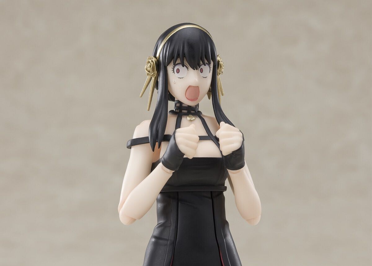 Фигурка Spy x Family - Yor Forger SH Figuarts Figure
Фигурка Spy x Family - Yor Forger SH Figuarts Figure