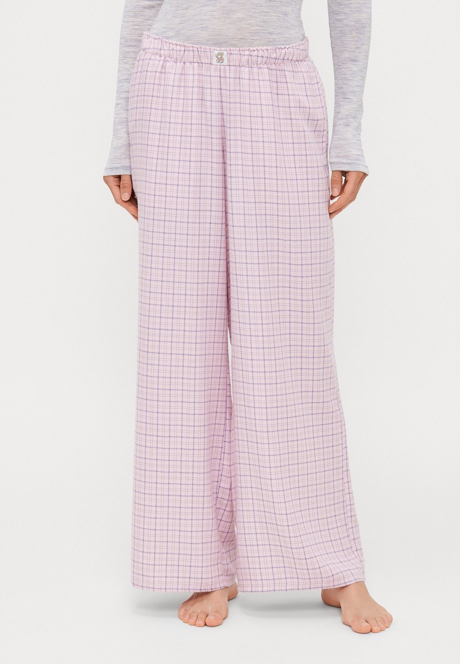 Пижамные брюки Hollister Co. Pyjama bottoms, Light Pink/White/Light Pink
Пижамные брюки Hollister Co. Pyjama bottoms, Light Pink/White/Light Pink