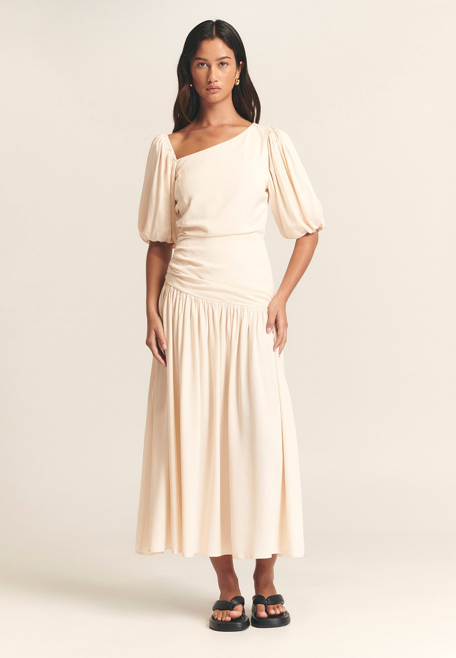 Платье ST MRLO JOIE MIDI, Beige
Платье ST MRLO JOIE MIDI, Beige