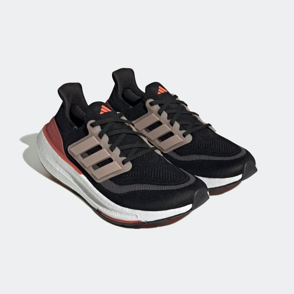Мужские кроссовки для бега Adidas Ultraboost Light, черный/серый
Мужские кроссовки для бега Adidas Ultraboost Light, черный/серый