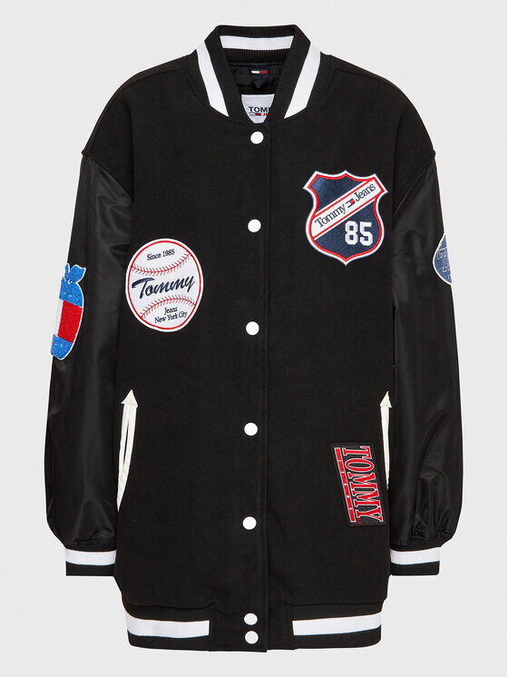 Куртка-бомбер оверсайз Tommy Jeans Curve, черный
Куртка-бомбер оверсайз Tommy Jeans Curve, черный