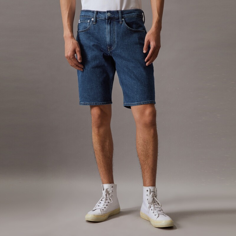 Шорты мужские Calvin Klein Jeans повседневные, синий
Шорты мужские Calvin Klein Jeans повседневные, синий