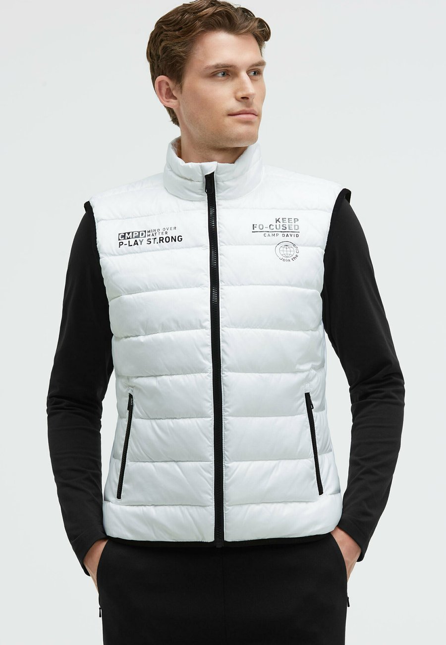 Куртка Camp David OUTDOOR-IM MATERIALMIX MIT SHINY PRINTS, Opticwhite/White
Куртка Camp David OUTDOOR-IM MATERIALMIX MIT SHINY PRINTS, Opticwhite/White