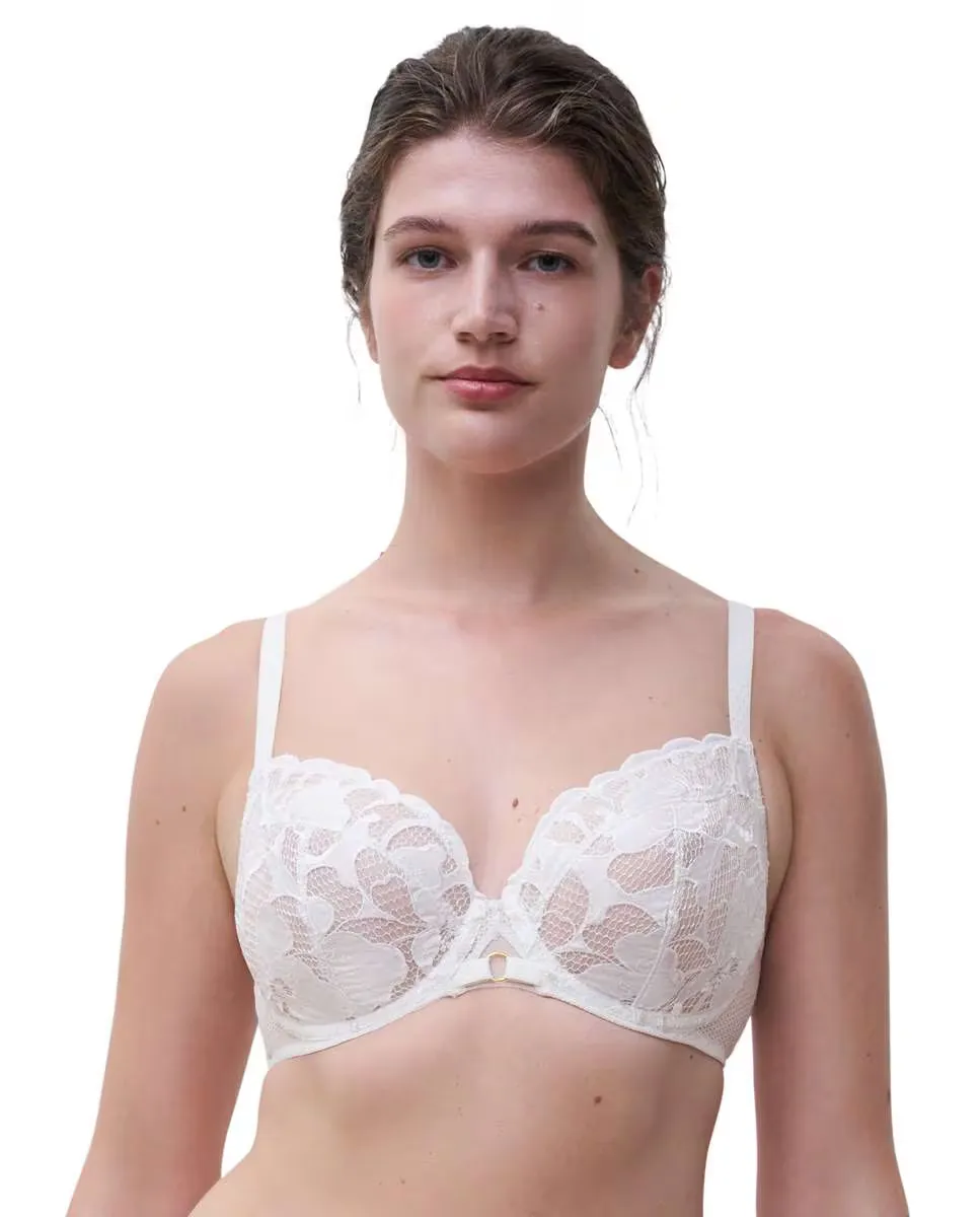 Бюстгальтер на косточках из цветочного кружева Fleurs Signature line Chantelle, цвет Crudo
Бюстгальтер на косточках из цветочного кружева Fleurs Signature line Chantelle, цвет Crudo