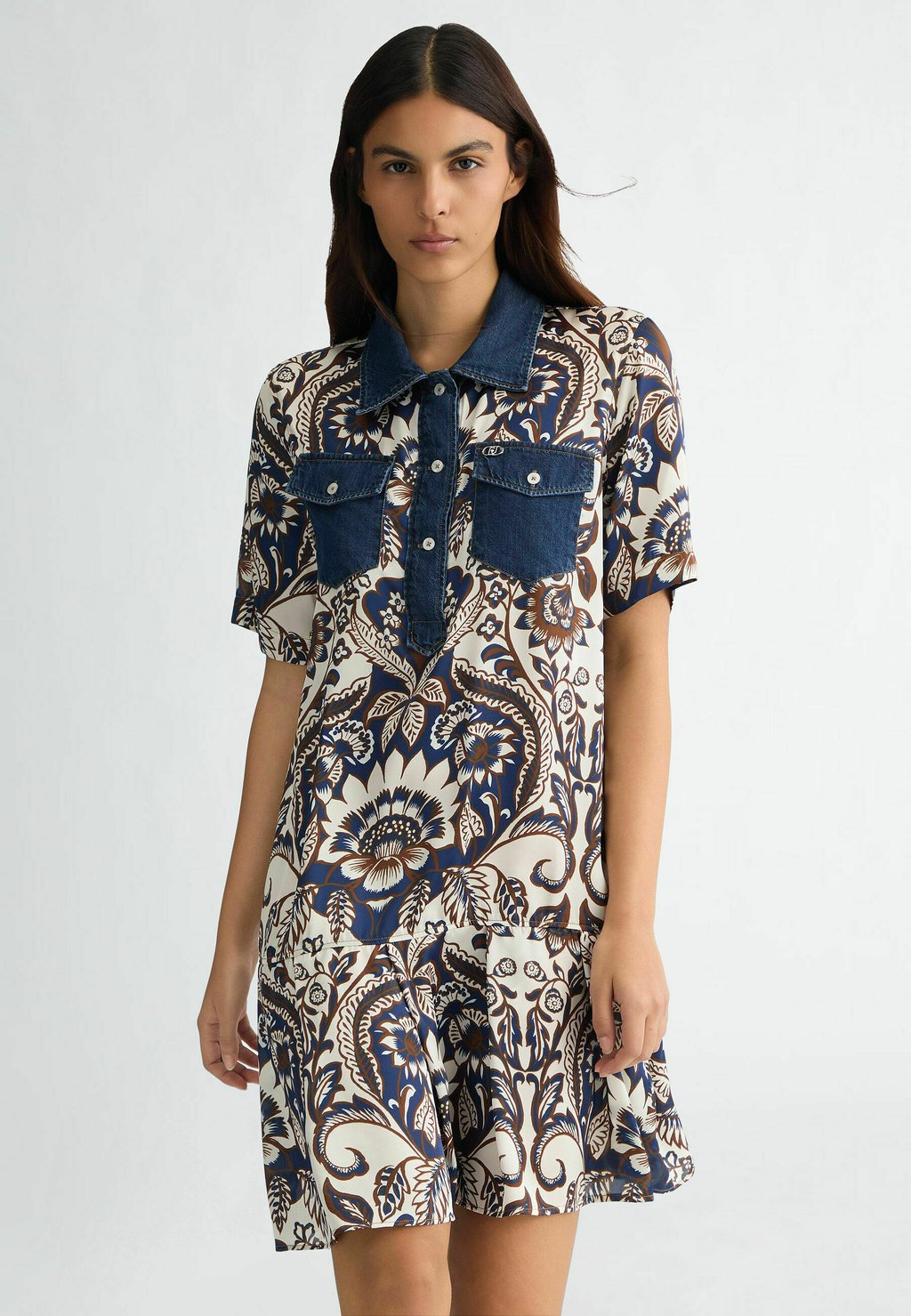 Повседневное платье PRINTED LIU JO, мультиколор
Повседневное платье PRINTED LIU JO, мультиколор