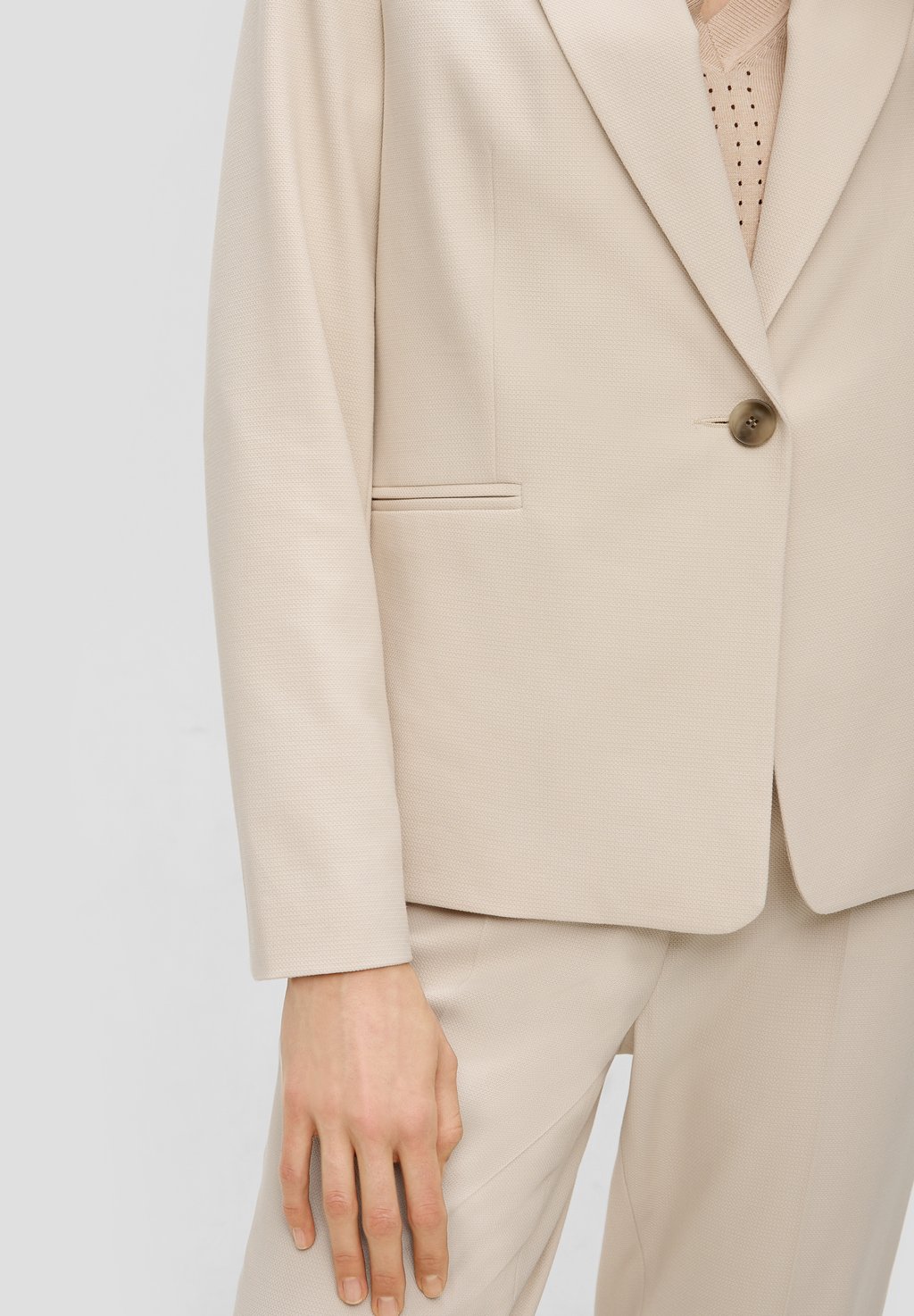 Блейзер MIT PASPELTASCHEN s.Oliver BLACK LABEL, бежевый
Блейзер MIT PASPELTASCHEN s.Oliver BLACK LABEL, бежевый