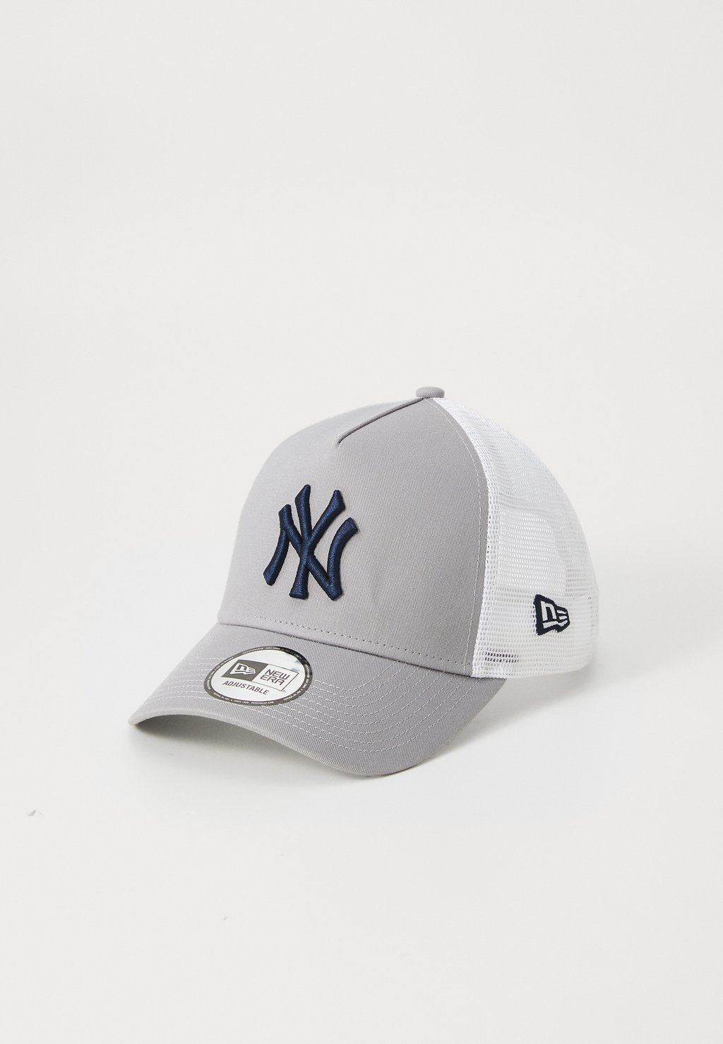 Бейсболка SIDE PATCH TRUCKER UNISEX New Era, серый 
Бейсболка SIDE PATCH TRUCKER UNISEX New Era, серый