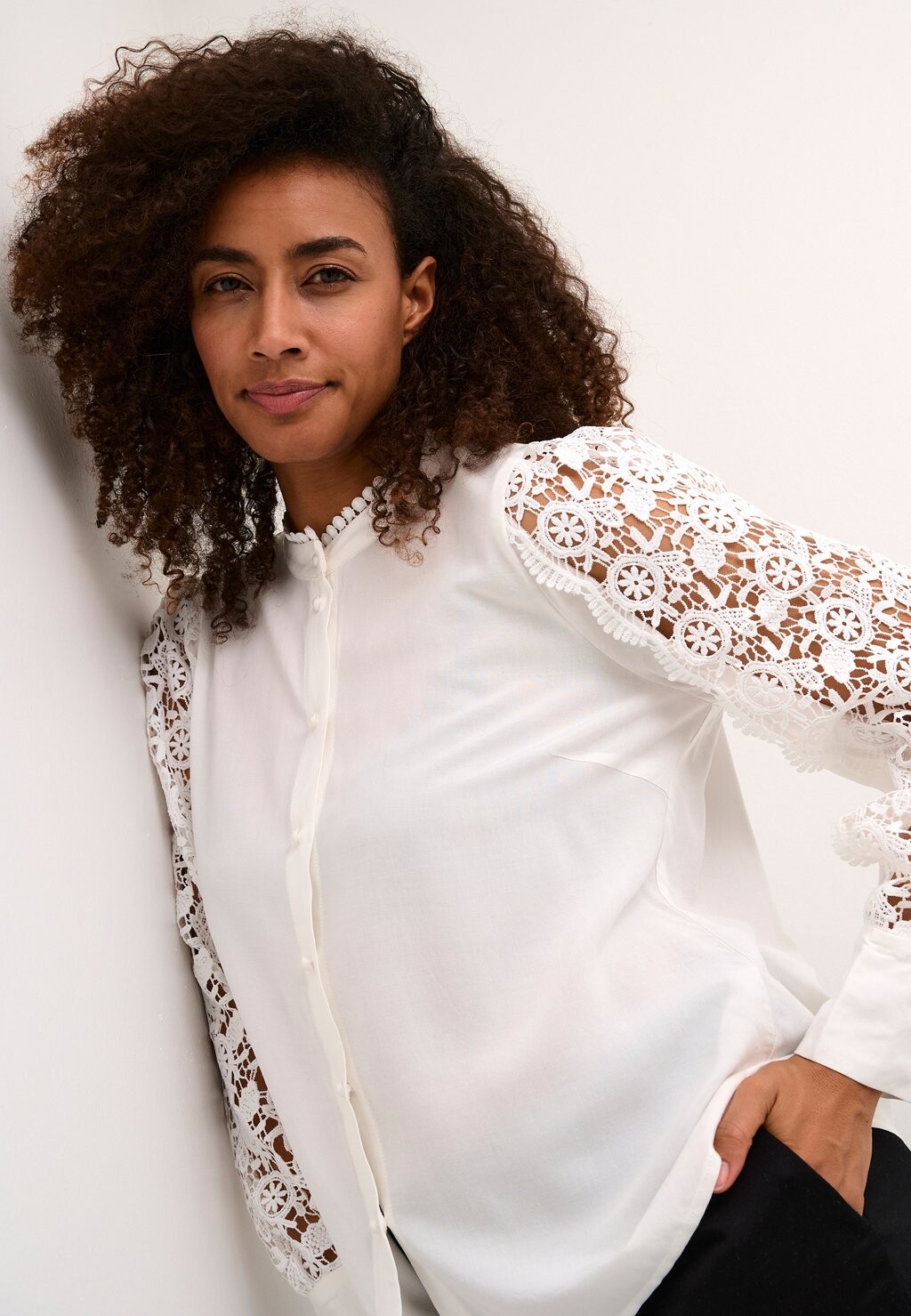 Блузка на пуговицах Benton Culture, кремовый 
Блузка на пуговицах Benton Culture, кремовый