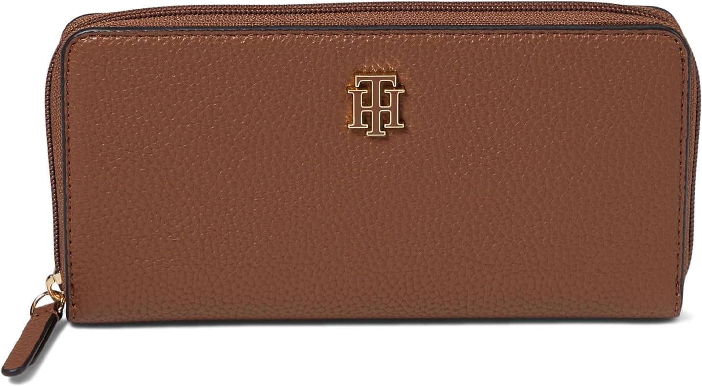 Женский кошелек Tommy Hilfiger Luanne II с застежкой-молнией, Cognac
Женский кошелек Tommy Hilfiger Luanne II с застежкой-молнией, Cognac