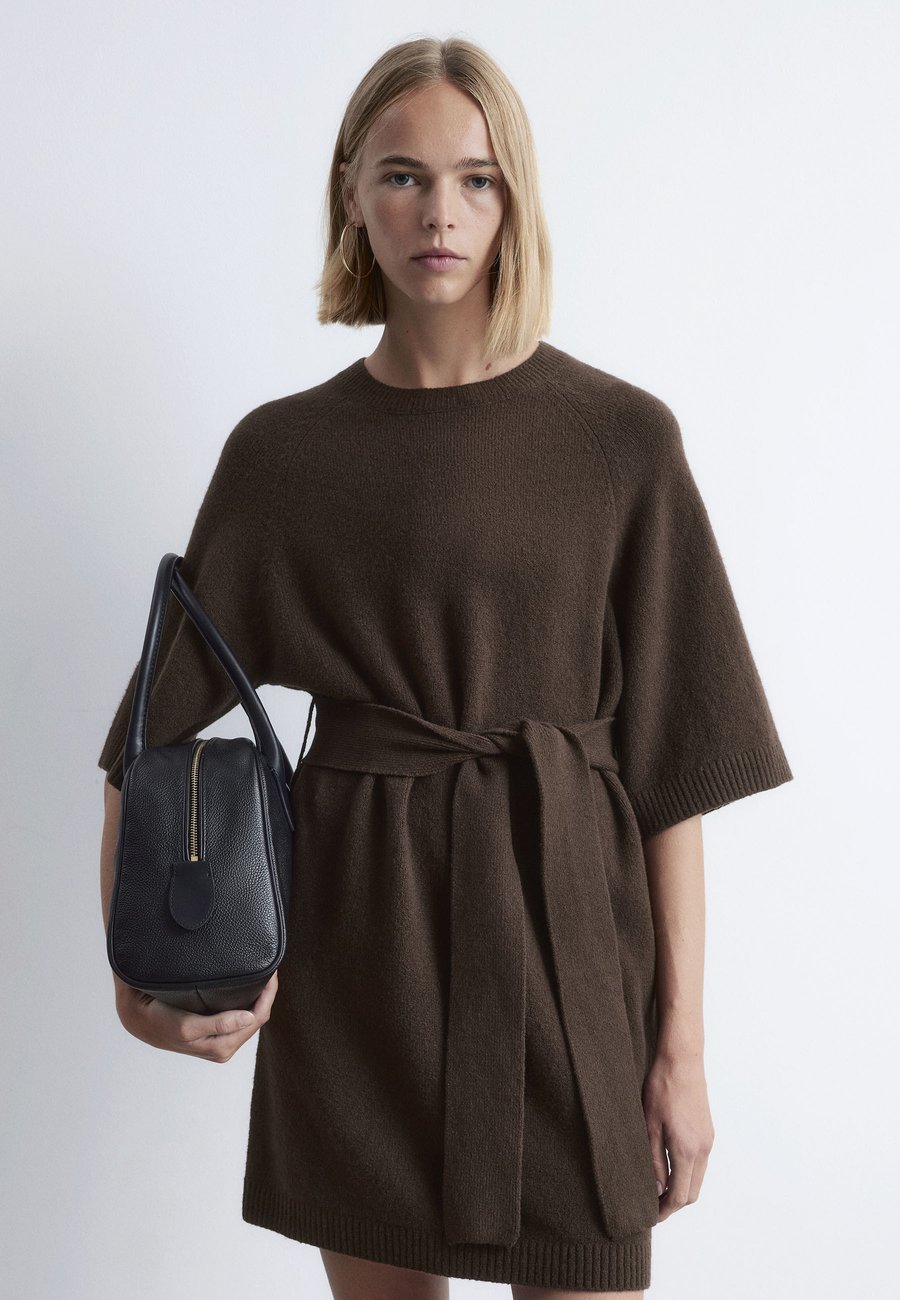 Платье & other stories Day dress, Dark Brown
Платье & other stories Day dress, Dark Brown