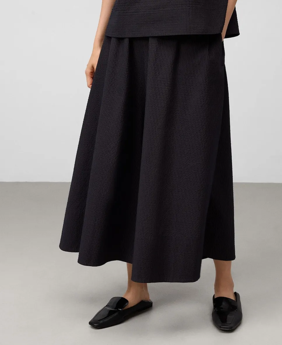 Женские укороченные широкие брюки в полоску Adolfo Dominguez, серо-коричневый
Женские укороченные широкие брюки в полоску Adolfo Dominguez, серо-коричневый